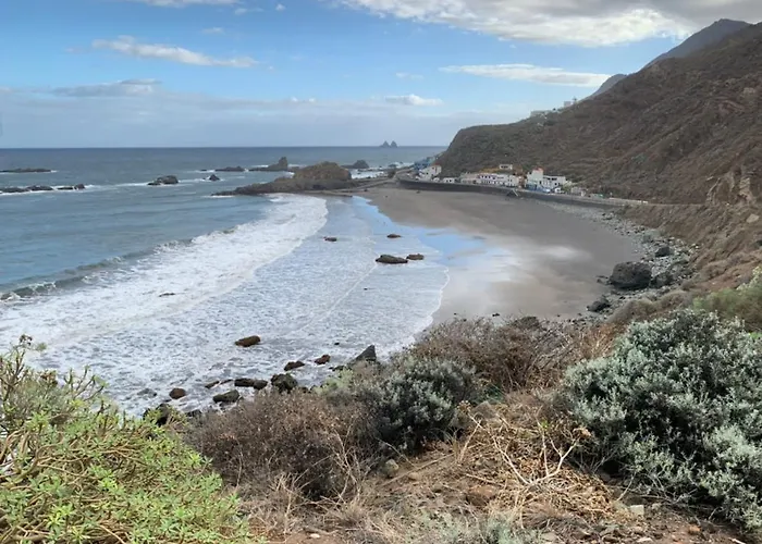Junto Al Mar La Baja * Santa Cruz de Tenerife